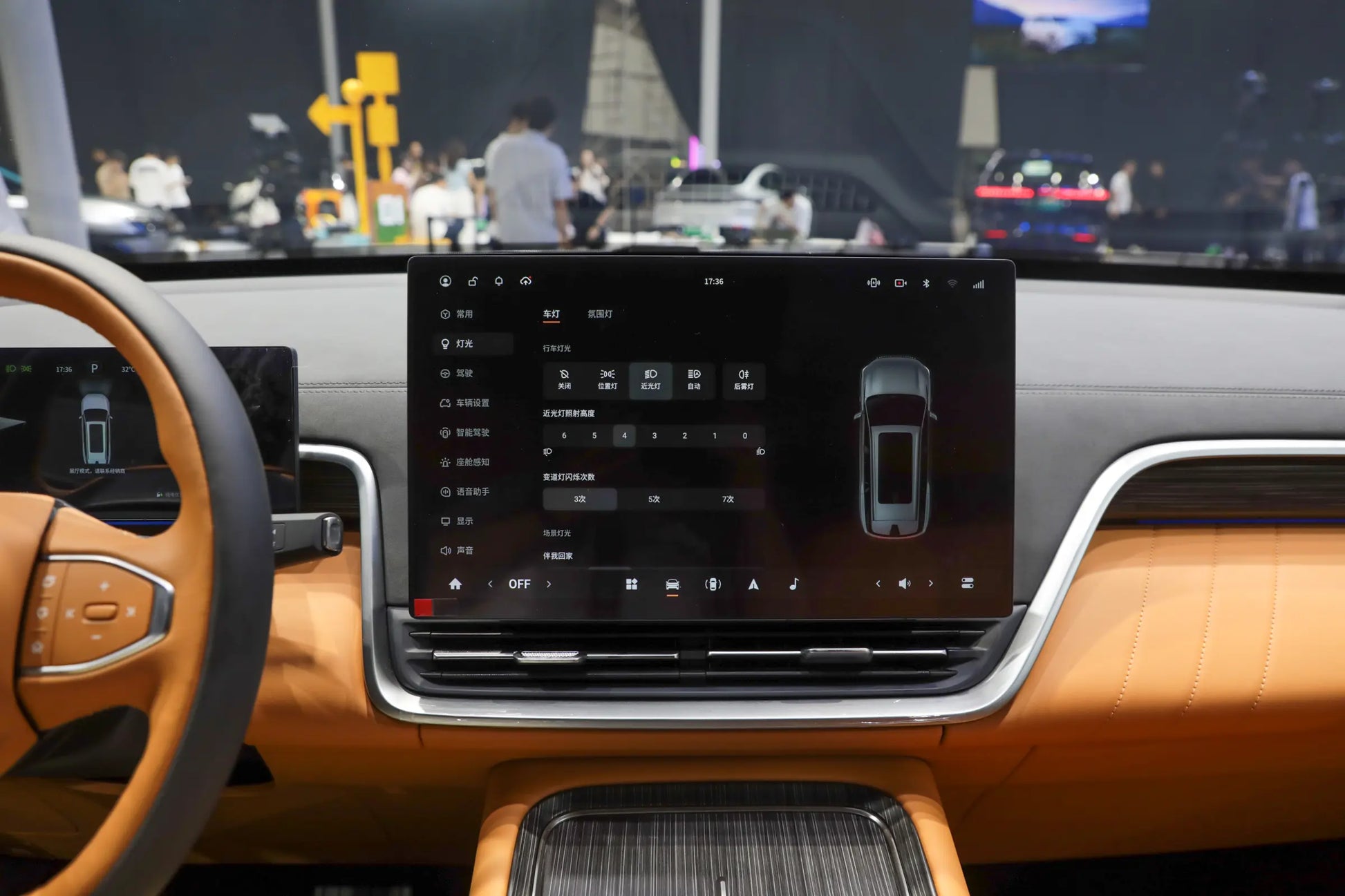 Dongfeng eπ008-Hybrid REEV