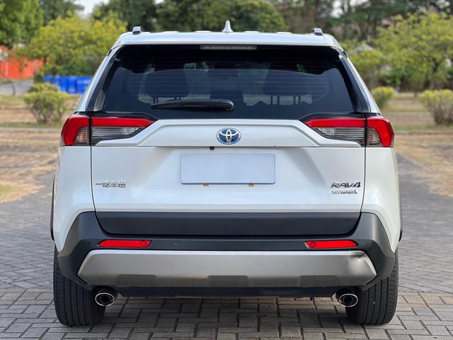 Certificated Pre-Owned RAV4 Rongfang 2024 Smart Hybrid Dual Engine 2.5L E-CVT Two-Wheel Drive Elite PLUS Edition -u21575921