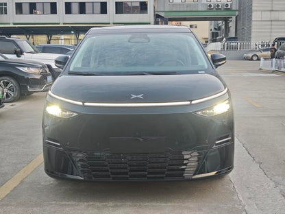 Certificated Pre-Owned XPENG X9 2025 All-Electric 650 Long Range Max -u22352047