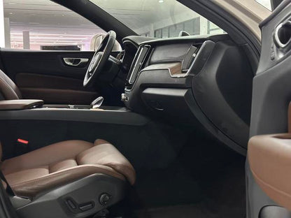 Certificated Pre-Owned Volvo XC60 PHEV 2023 T8 AWD Long-Range Inscription Luxury Edition -u22033569