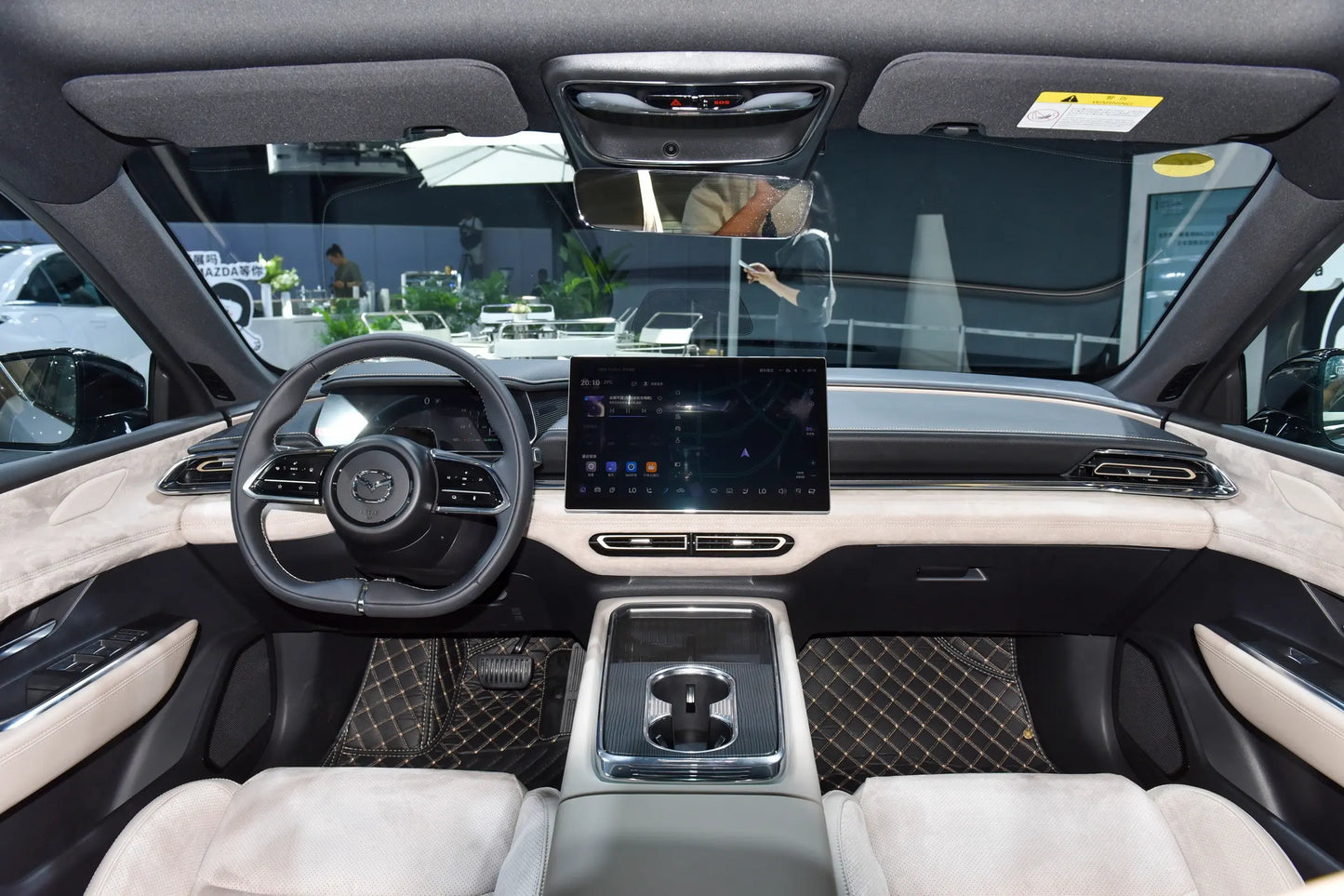 Mazda EZ-6-Hybrid REEV