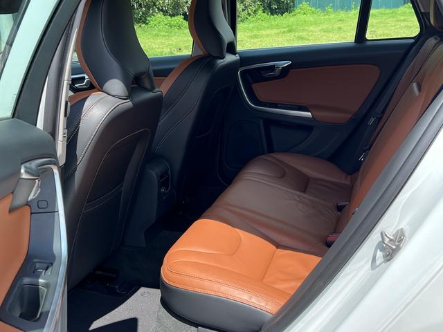 Certificated Pre-Owned Volvo V60 2015 T5 Inscription Edition - u6796615