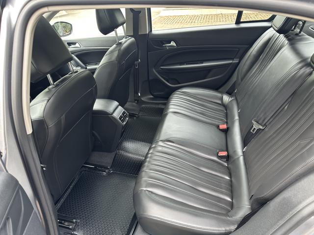 Certificated Pre-Owned Peugeot 408 2024 360THP Dada Edition Latu Version - u21334122