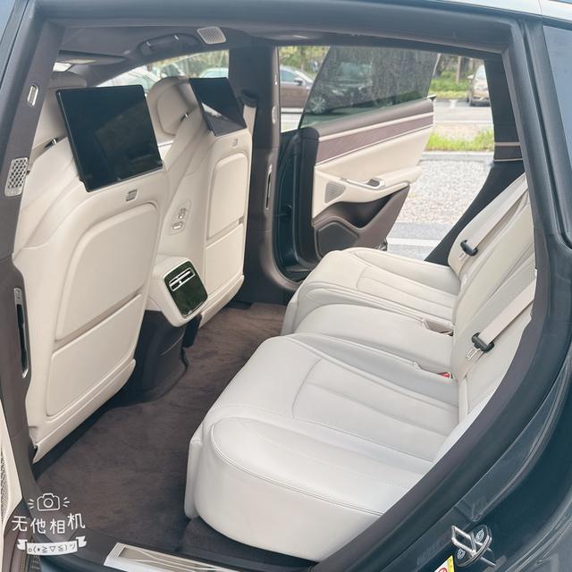 Certificated Pre-Owned Denza Z9 DM 2024 Edition 1100 4WD Ultra Version -u21159127