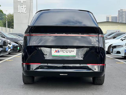 Certificated Pre-Owned XPENG X9 2025 All-electric 650 Long-range Max -u22465510