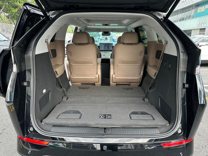 Certificated Pre-Owned XPENG X9 2025 All-electric 650 Long-range Max -u22465510