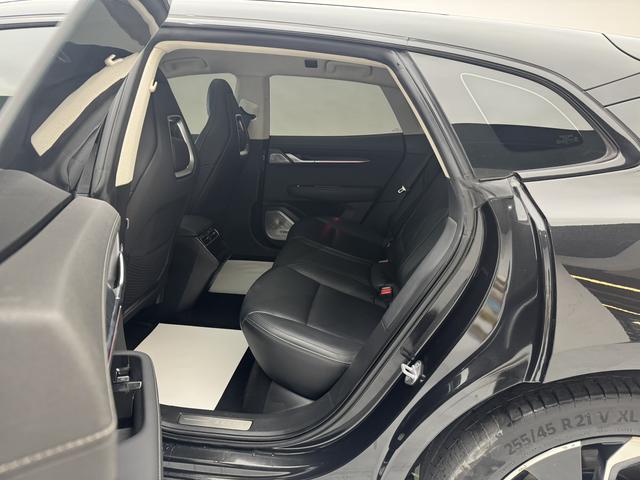 Certificated Pre-Owned ZEEKR 001 2021 Long Range Dual-Motor WE Version -u22560254