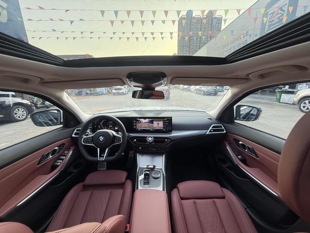 Certificated Pre-Owned BMW Series 3 2025 330Li M Sport Night Package - u22405869