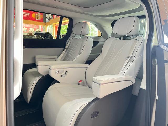 Certificated Pre-Owned XPENG X9 2024 640 4WD High-Performance Max-u21416119