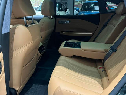 Certificated Pre-Owned Geely Galaxy Xingyao 8 PHEV 2025 Edition 130km EM-i Flagship Version