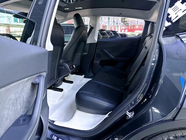 Certificated Pre-Owned Model Y 2024 Rear-Wheel Drive Version -u22630675