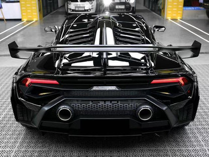 Certificated Pre-Owned Lamborghini Huracán STO 2021 - u19697380