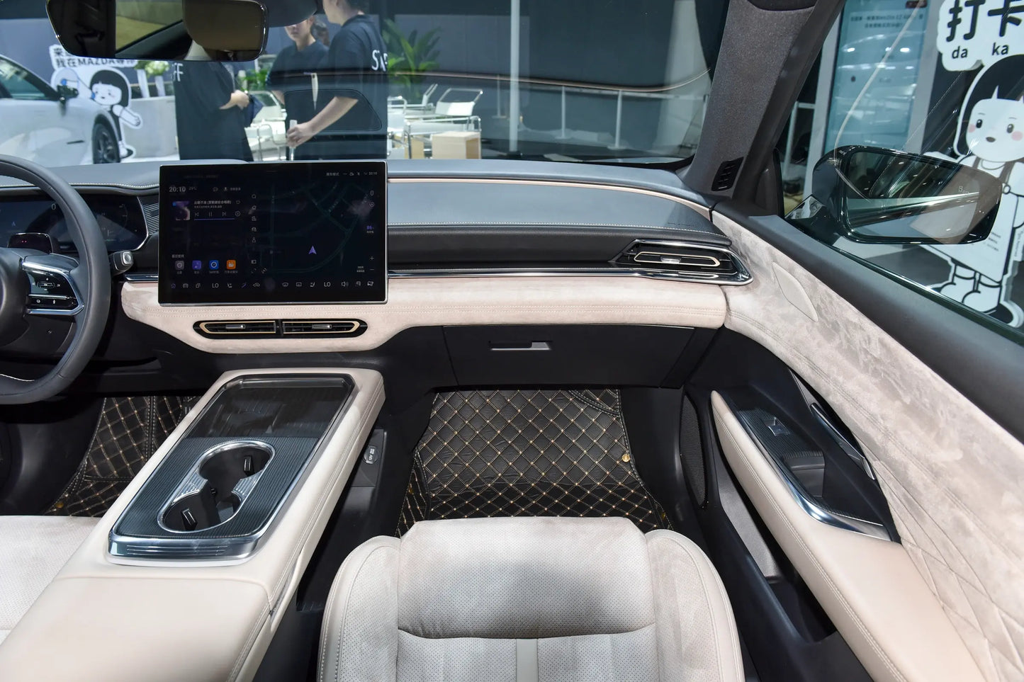 Mazda EZ-6-Hybrid REEV