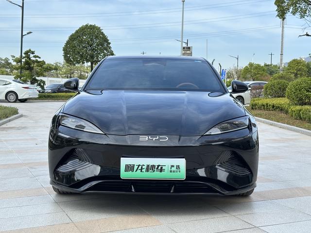 Certificated Pre-Owned BYD Seal 2025 650 Long Range Edition -u22596539