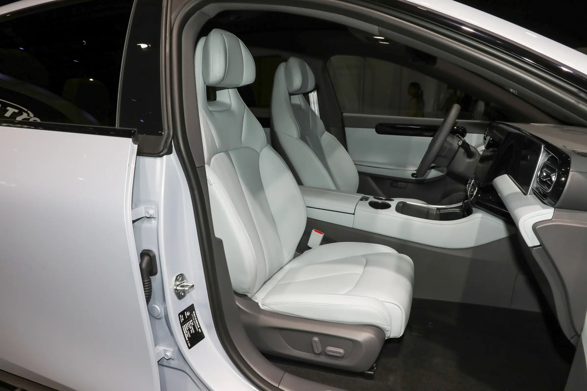 Leapmotor C01-Hybrid REEV