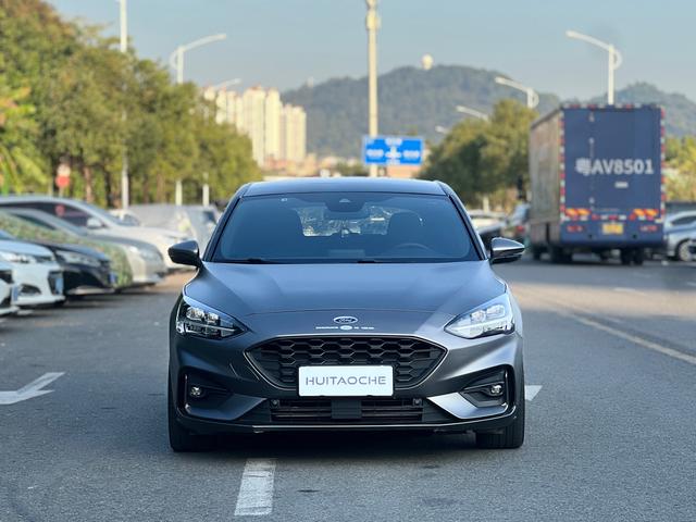 Certificated Pre-Owned Ford Focus 2019 Hatchback EcoBoost 180 Automatic ST Line - u22058856