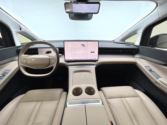 Certificated Pre-Owned XPENG X9 2024 610 Long Range Pro -u22516499