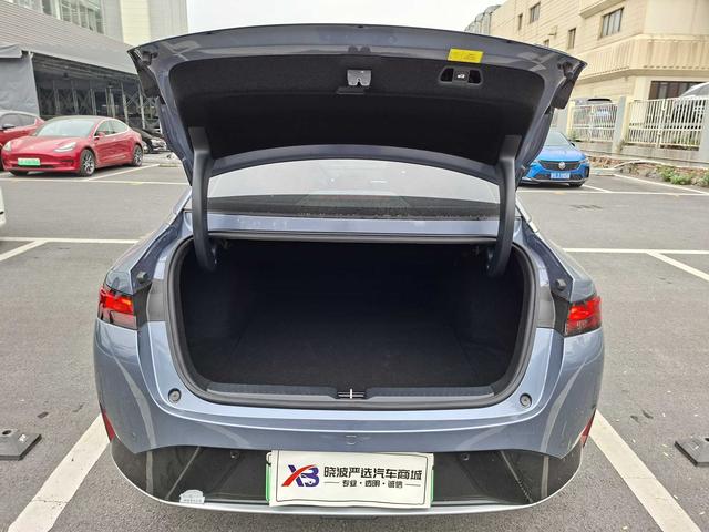 Certificated Pre-Owned XPENG P5 2022 460E -u22710570