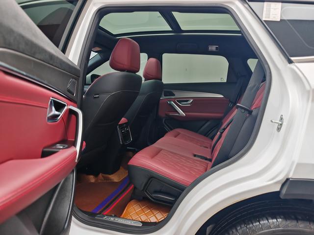 Certificated Pre-Owned Jetour X70 PLUS 2024 Champion Edition 1.5T DCT Champion MAX 5-Seater - u22603962