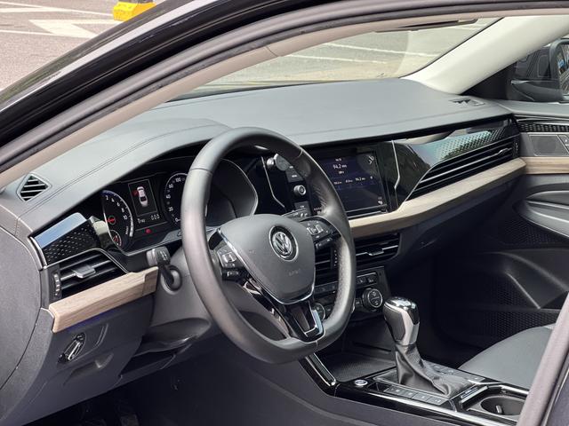Certificated Pre-Owned Volkswagen Passat PHEV 2019 430PHEV Hybrid Luxury Edition -u22716932