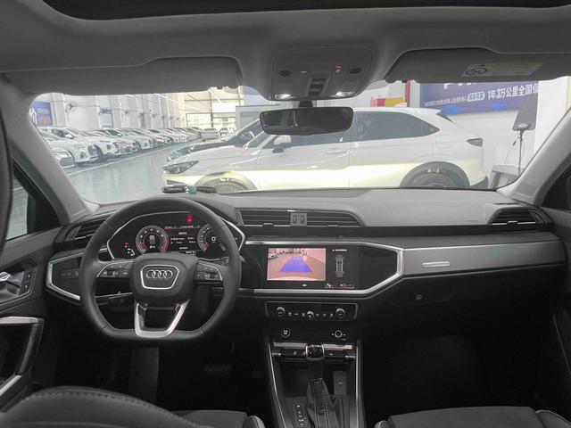 Certificated Pre-Owned Audi Q3 2022 35 TFSI Fashion Dynamic Model - u22437144