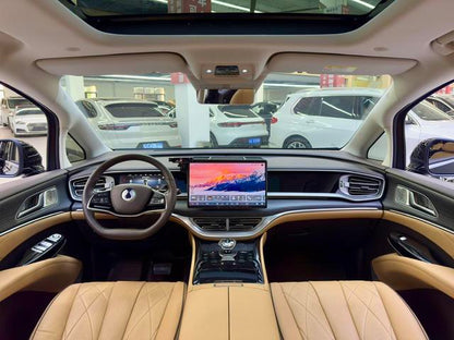 Certificated Pre-Owned Denza D9 DM 2024 980 4WD Honor Edition -u22526403