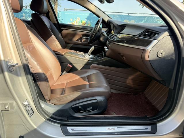 Certificated Pre-Owned BMW 5 Series 2014 525Li Luxury Design Package - u22355385