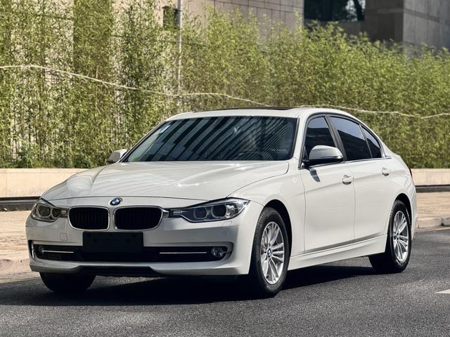 Certificated Pre-Owned BMW 3 Series 2013 Facelift 320Li Luxury Design Package - u22703442