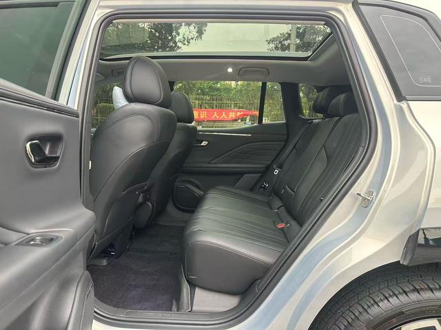 Pre-Owned AION V 2024 Model Tyrannosaurus 520 Smart Luxury Version