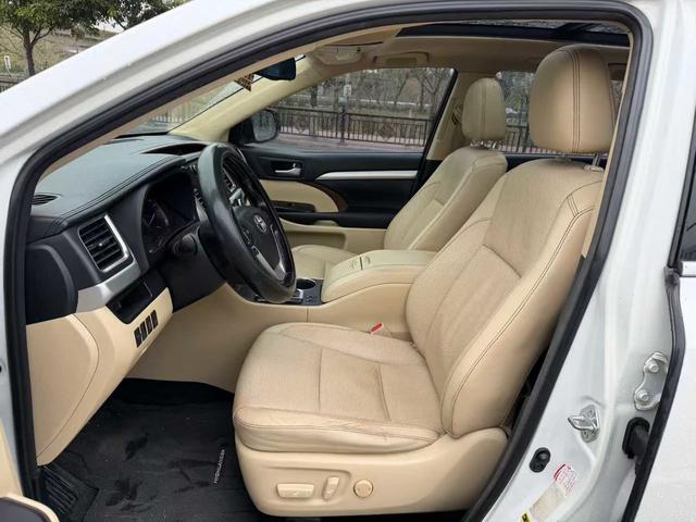 Certificated Pre-Owned Highlander 2017 2.0T Four-wheel Drive Luxury Edition 7-seater - u22546130