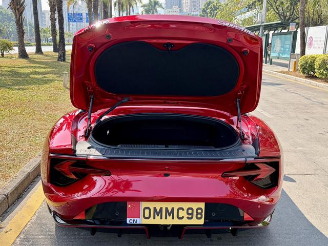 Certificated Pre-Owned MG Cyberster 2024 Edition 580km Supernatural and Far-Reaching Version -u22470019