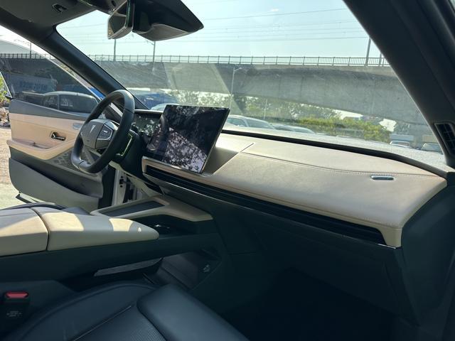 Pre-Owned Shenlan SL03 2022 1200 Extended - Range Edition