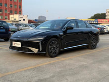 Certificated Pre-Owned Fengyun A9L 2025 260 Ultra-Long Range Premium Edition -u22728219