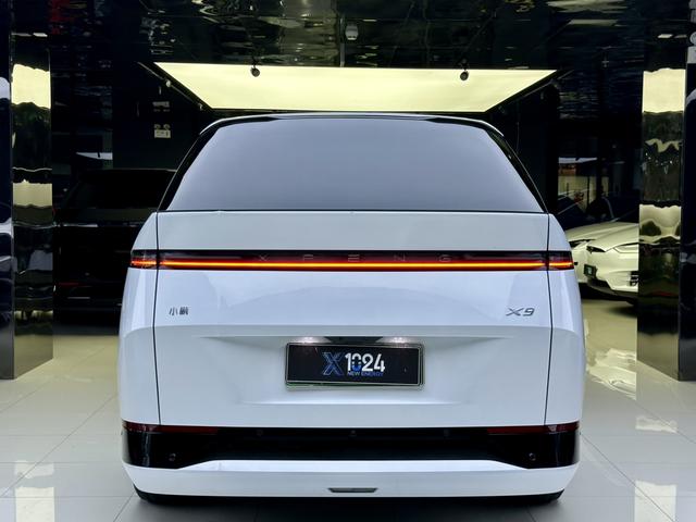 Certificated Pre-Owned XPENG X9 2024 702 Ultra Long Range Prou21494153