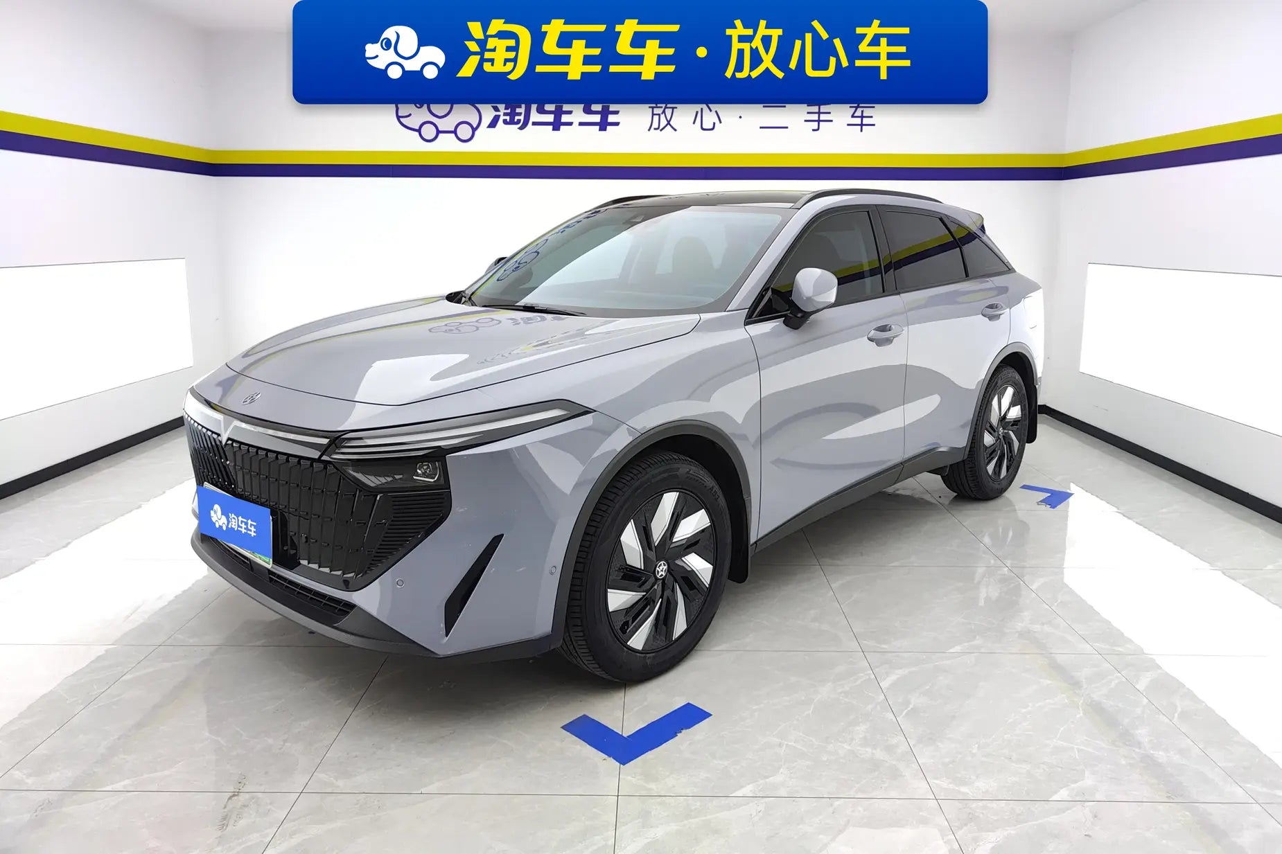 Certificated Pre-Owned Dongfeng Nissan Venucia Big V DD-i 2023 110KM iT Version