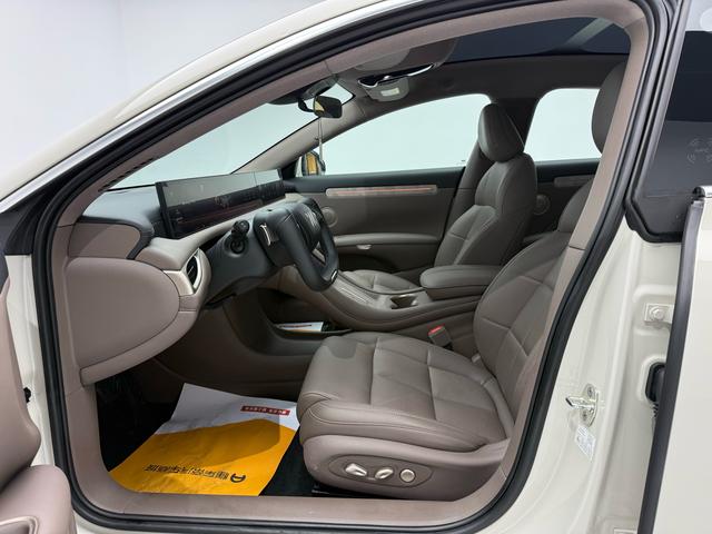 Certificated Pre-Owned IM L6 2025 Ultra 100kWh -u22735043