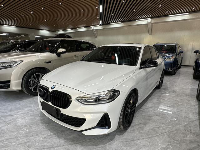 Certificated Pre-Owned BMW 1 Series 2021 125i M Sport Night Edition - u22438404