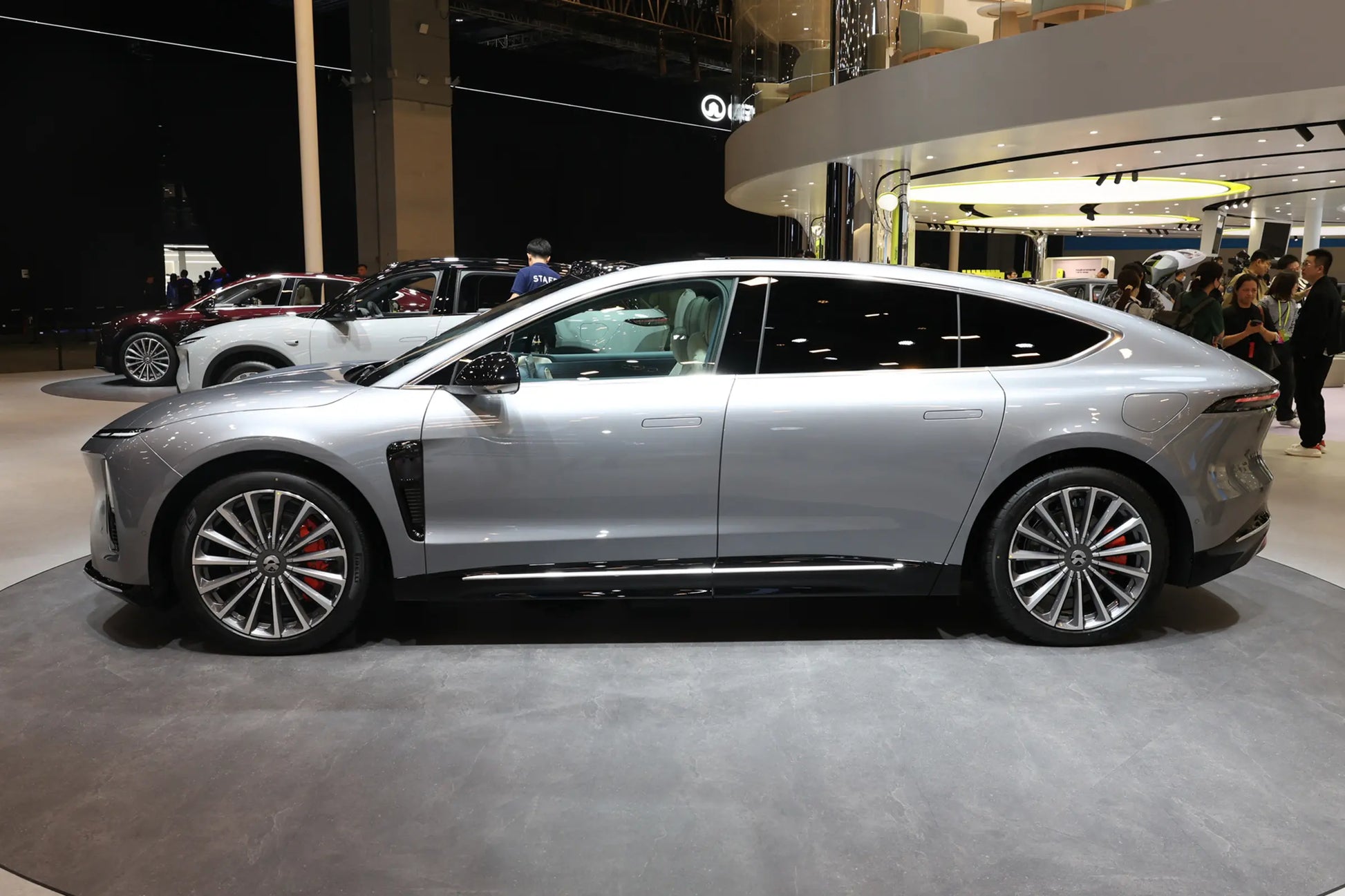 NIO ET9