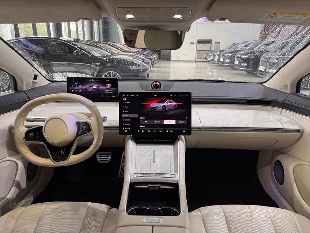 Certificated Pre-Owned Zhijie S7 2024 Long Range Edition Max -u22637546