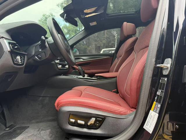 Certificated Pre-Owned BMW 5 Series PHEV 2022 Refreshed 535Le Pioneer Edition M Sport Package -u20026904