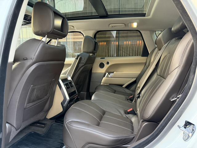 Certificated Pre-Owned Range Rover Sport 2017 3.0 V6 SC SE - u22340992