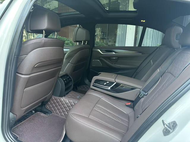 Certificated Pre-Owned BMW 5 Series PHEV 2021 535Le Luxury Package