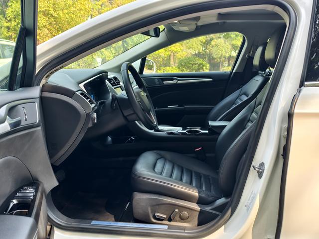 Certificated Pre-Owned Ford Mondeo 2013 1.5L GTDi180 Fashionable Edition - u22483535