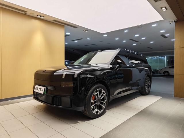 Certificated Pre-Owned Lynk & Co 900 2025 2.0T Ultra