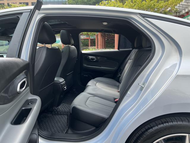 Certificated Pre-Owned Yingbao 2024 270T DCT S - u21677324