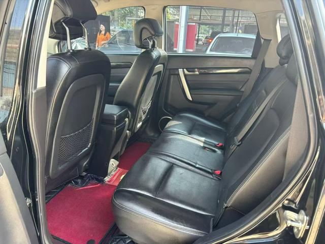 Certificated Used SAIC-GM Chevrolet Captiva 2015 Model 2.4L Two-Wheel Drive City Edition 7-Seat