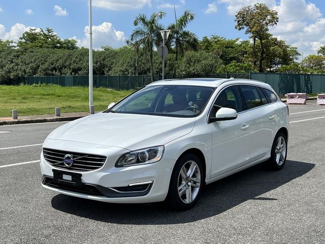 Certificated Pre-Owned Volvo V60 2015 T5 Inscription Edition - u6796615