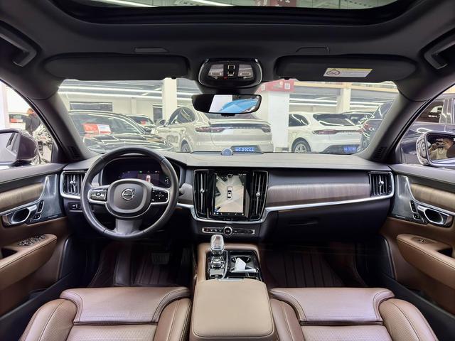 Certificated Pre-Owned Volvo S90 PHEV 2022 T8 E-Drive Hybrid Inscription Luxury Edition
