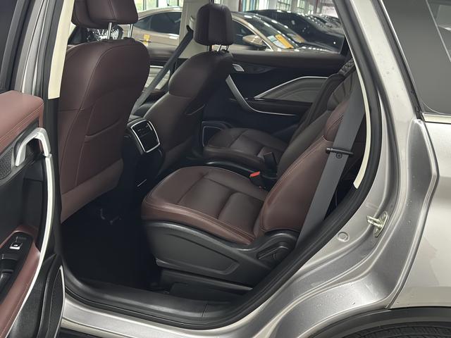 Certificated Pre-Owned Geely Jiaji PHEV 2022 1.5TD PHEV Platinum Edition 82km Luxury -u22550472