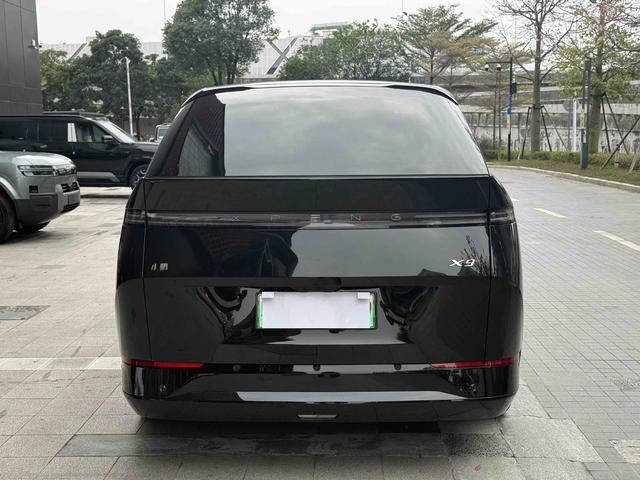 Certificated Pre-Owned XPENG X9 2024 702 Ultra Long Range Max-u21987266